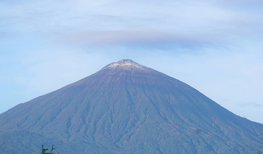 mount muhabura